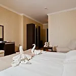 Saint George Palace Hotel