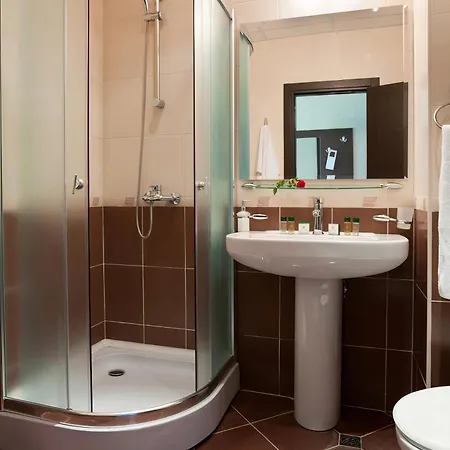 Saint George Palace 3* סבטי ולאס