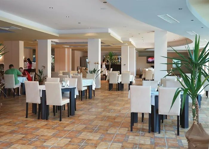 Saint George Palace סבטי ולאס