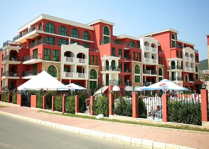 מלון Saint George Palace